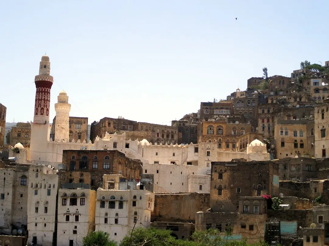 Bilanț sângeros în Yemen: Lupte intense și lovituri aeriene în Taiz